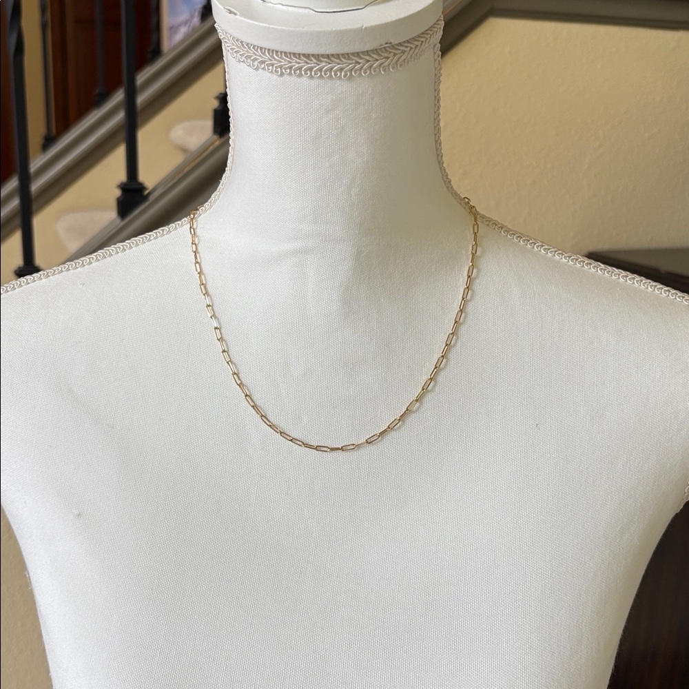 Dainty Gold Toned “Paper Clip” Necklace